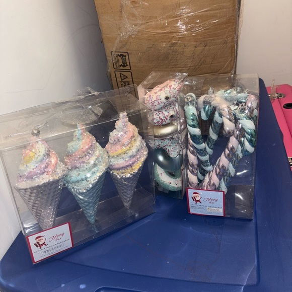 Christmas Pastel Ornaments - Picture 2 of 7